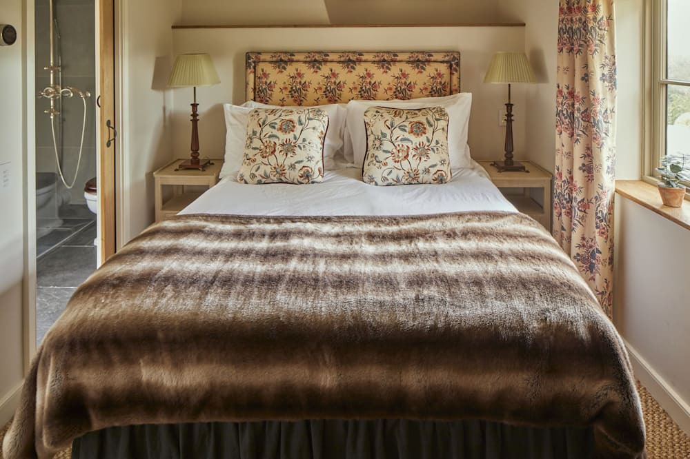 Photo of Others in Edington