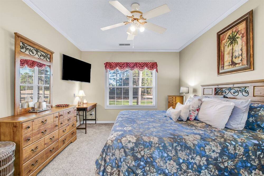 Photo of Bedroom in Red Hill
