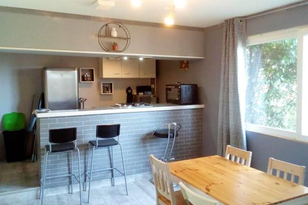 Photo of Livingroom in Saint-Come-de-Fresne