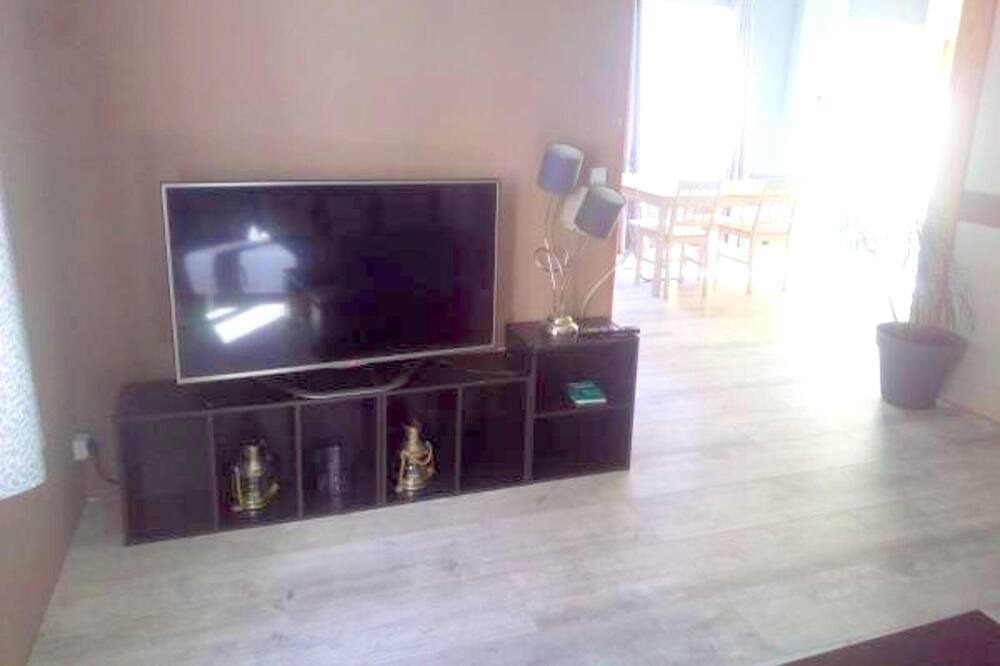 Photo of Livingroom in Saint-Come-de-Fresne