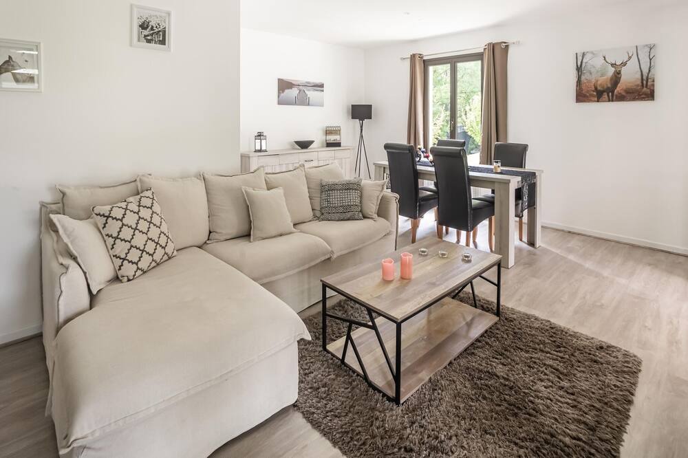 Photo of Livingroom in Villeneuve-sur-Lot