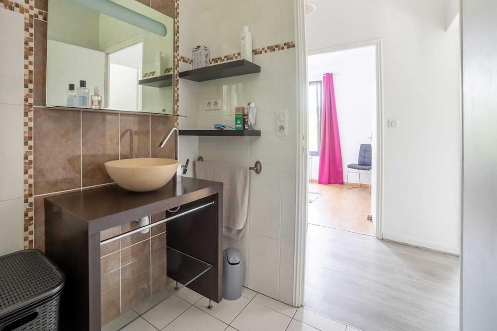 Photo of Bathroom in Villeneuve-sur-Lot