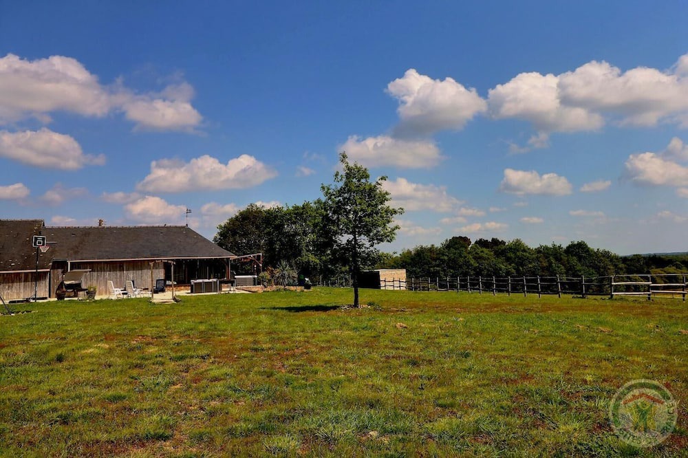 Photo of Outdoor in Bovel