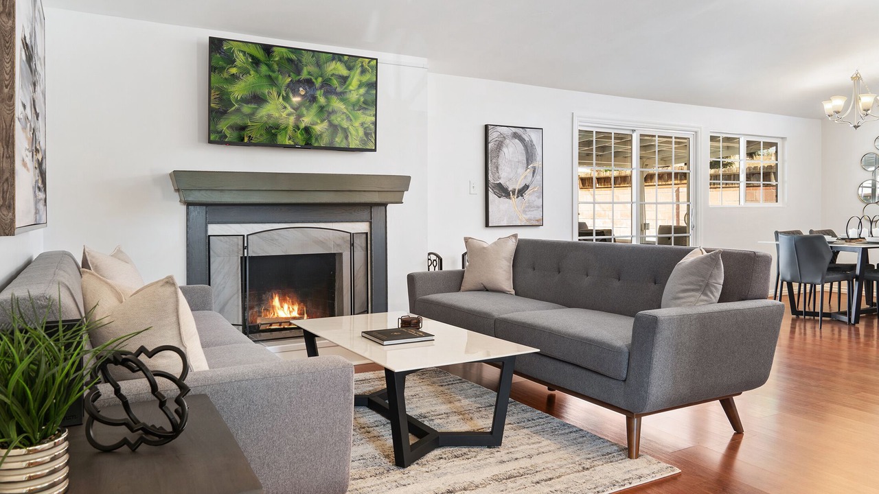 Photo of Livingroom in Winnetka