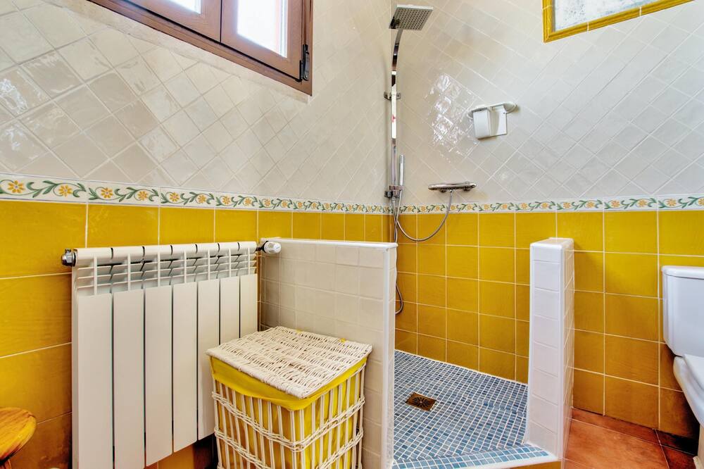 Photo of Bathroom in Ruidera