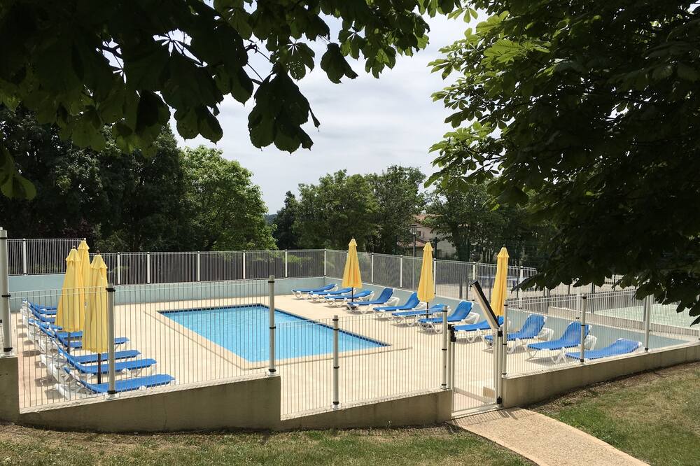 Photo of Outdoor in Busserolles