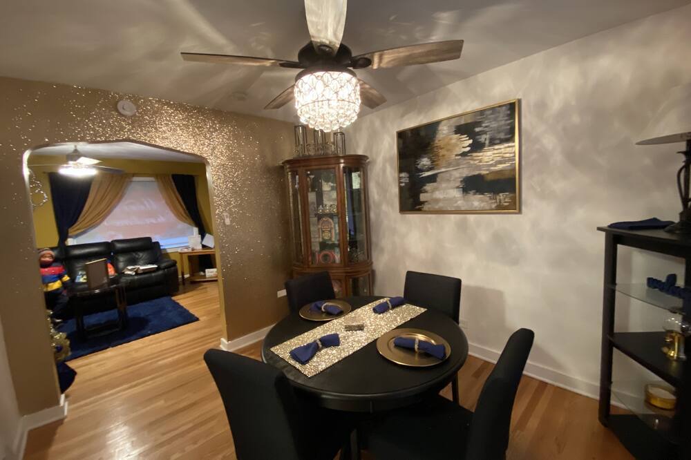 Photo of Kitchen in Calumet Park