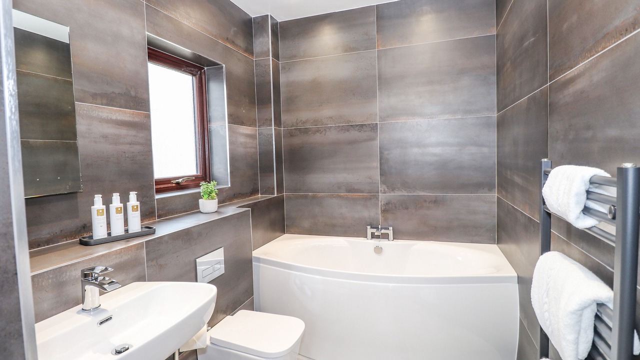 Photo of Bathroom in Crooklands