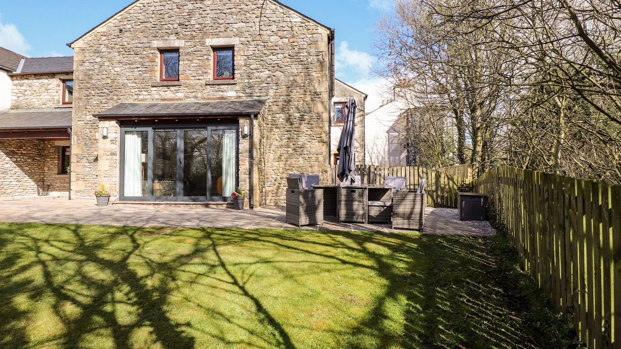 Photo of Outdoor in Crooklands