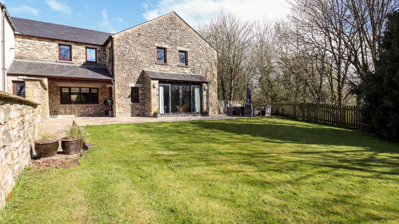 Photo of Outdoor in Crooklands