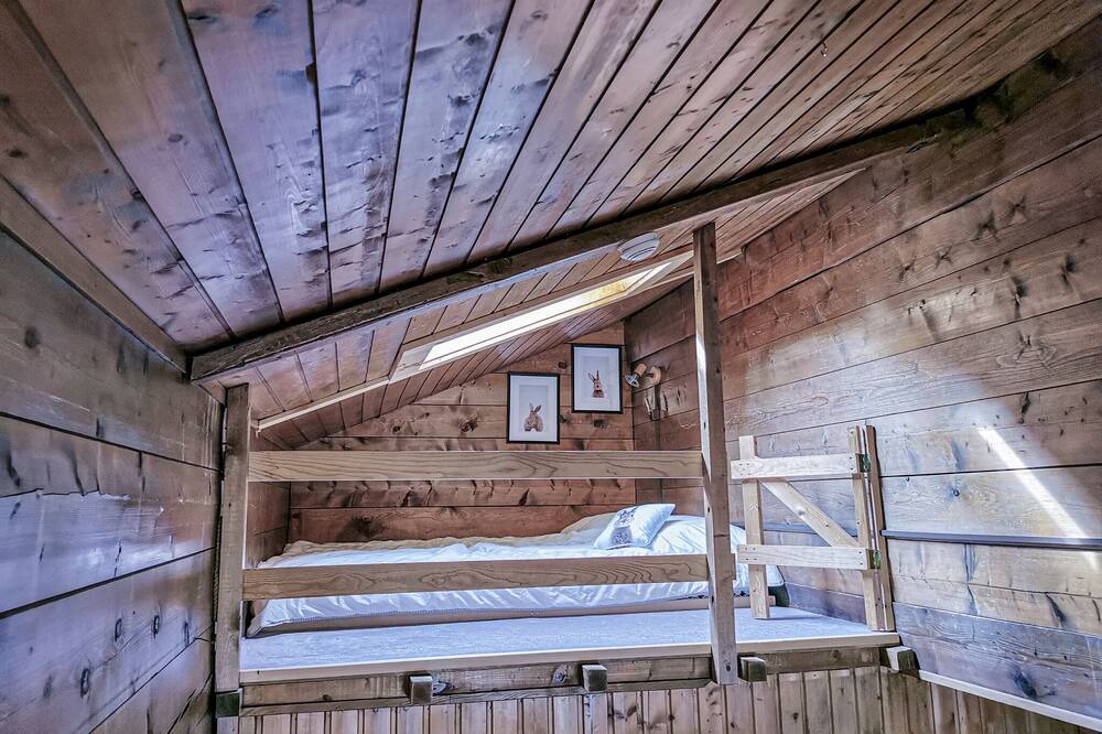 Photo of Bedroom in Lauenen Bei Gstaad