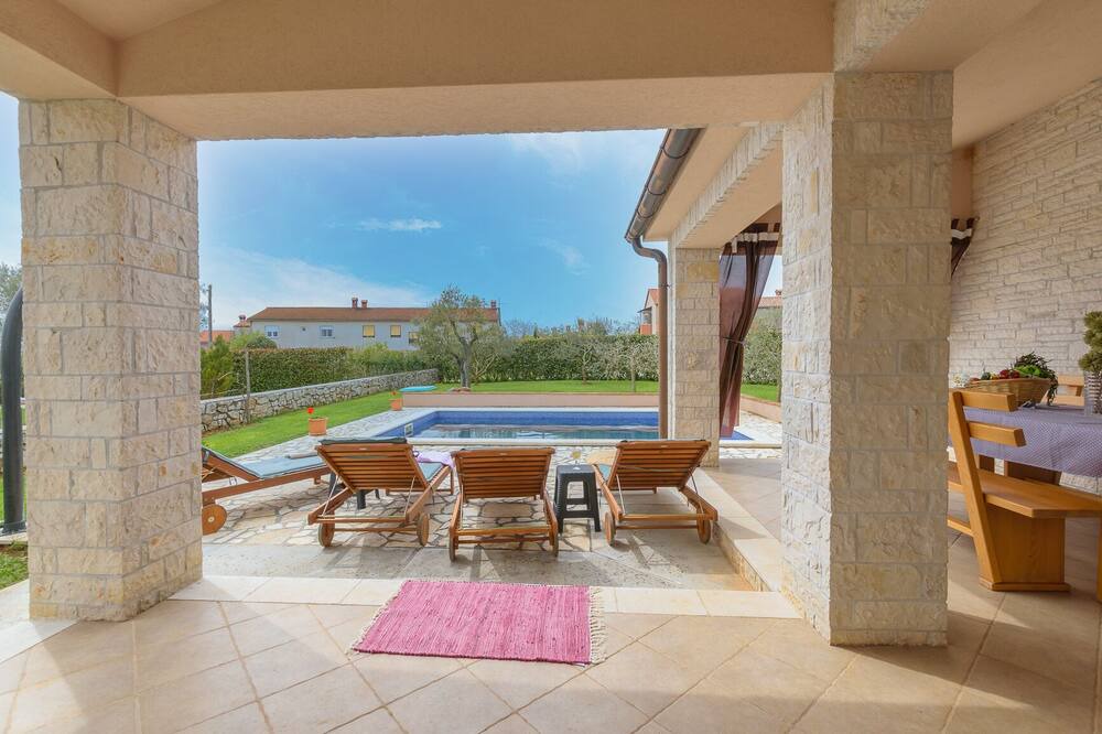 Photo of Patio Balcony in Grandici