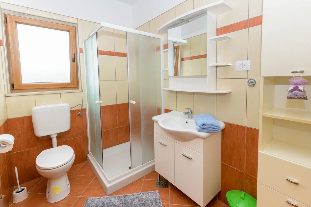 Photo of Bathroom in Grandici