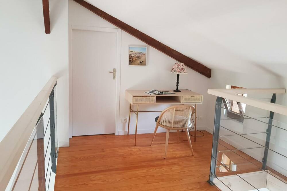 Photo of Bedroom in Belis