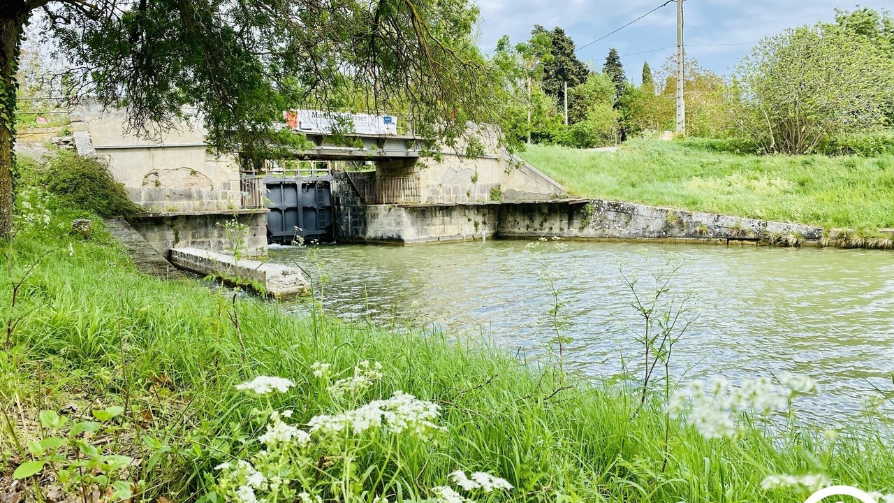 Photo of Outdoor in Saint-Martin-Lalande