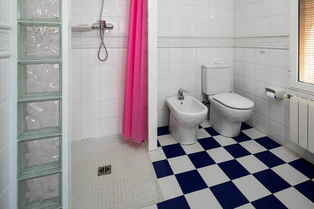 Photo of Bathroom in Costa Nova