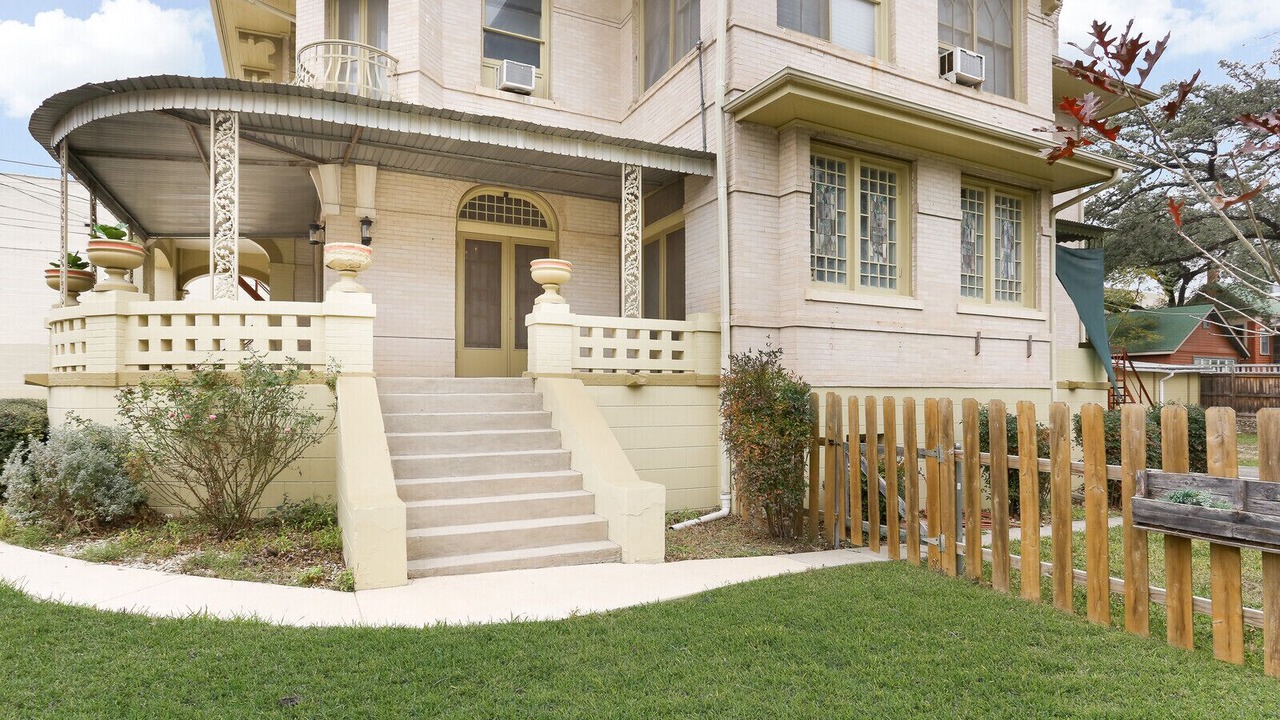 Photo of Outdoor in Midtown