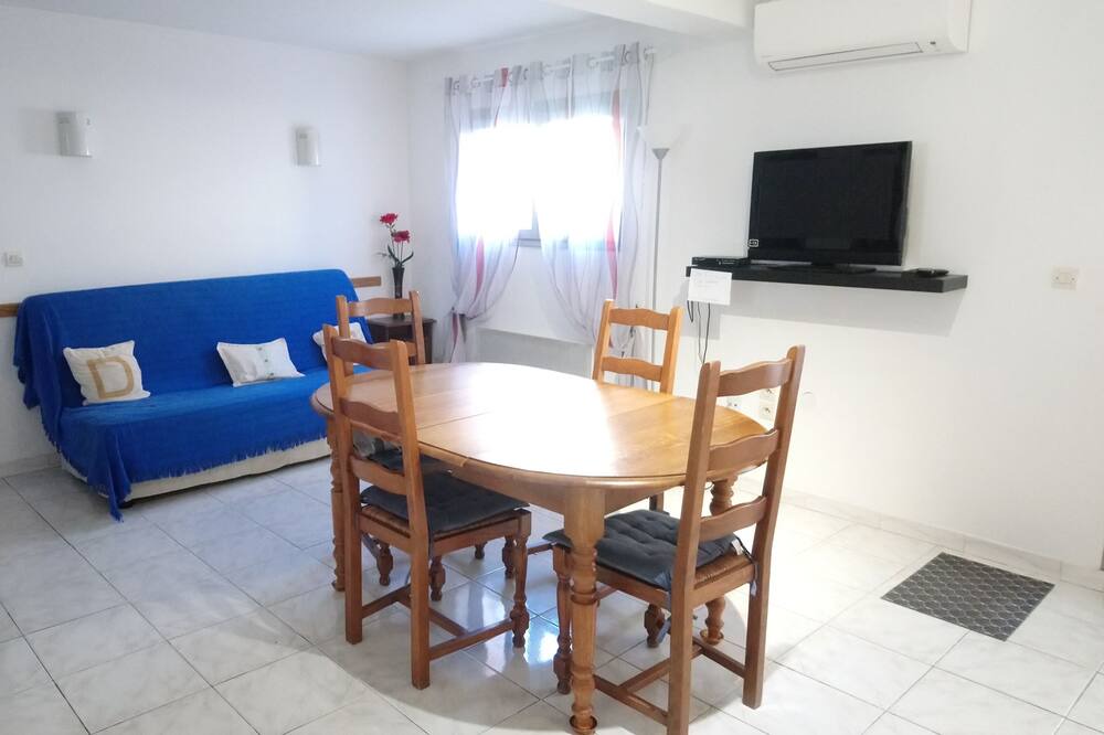Photo of Livingroom in Poussan
