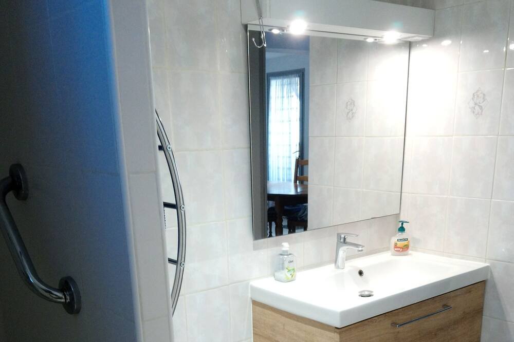 Photo of Bathroom in Poussan