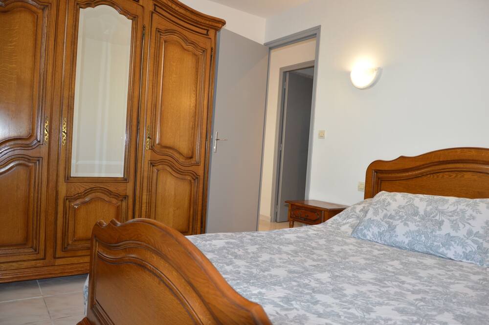 Photo of Bedroom in Poussan