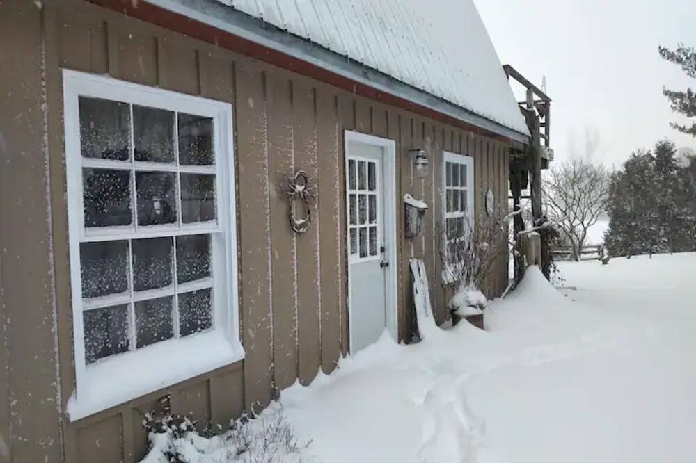 Photo of Outdoor in King