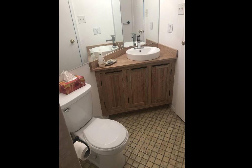Photo of Bathroom in Saint-Bruno-de-Montarville
