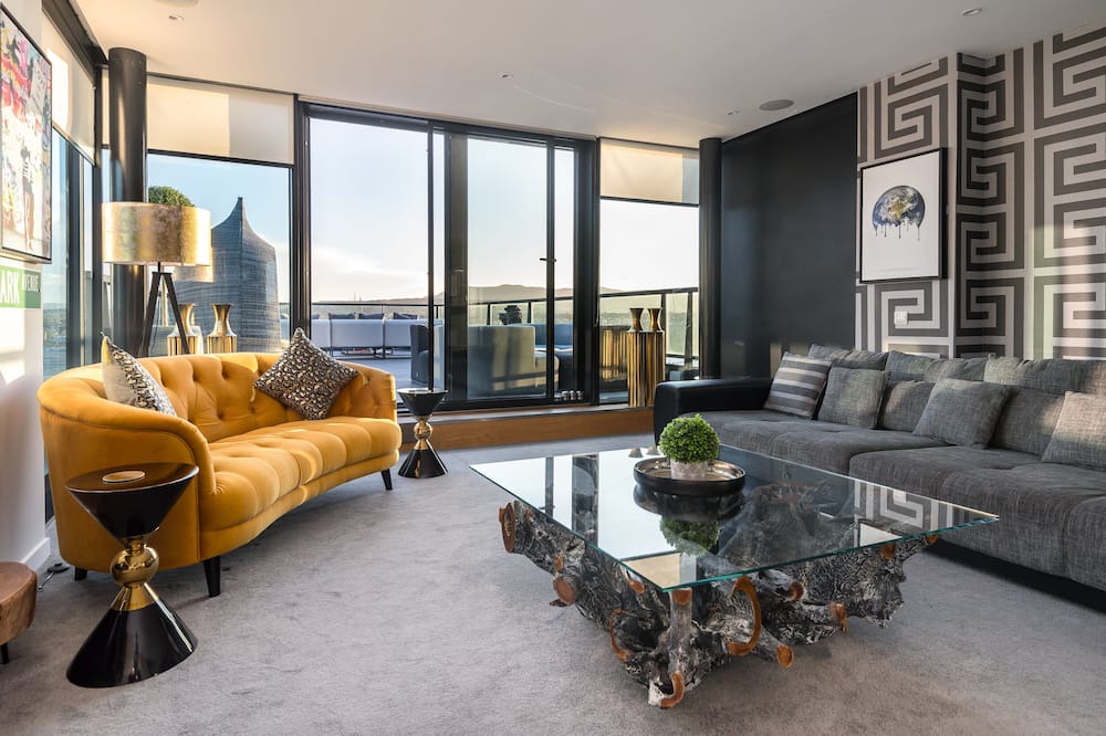 Photo of Others in Laurieston