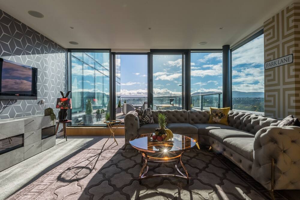 Photo of Others in Laurieston