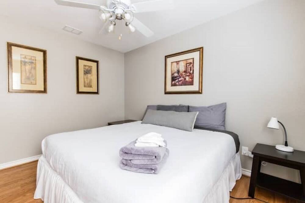 Photo of Bedroom in South Dallas - Fair Park