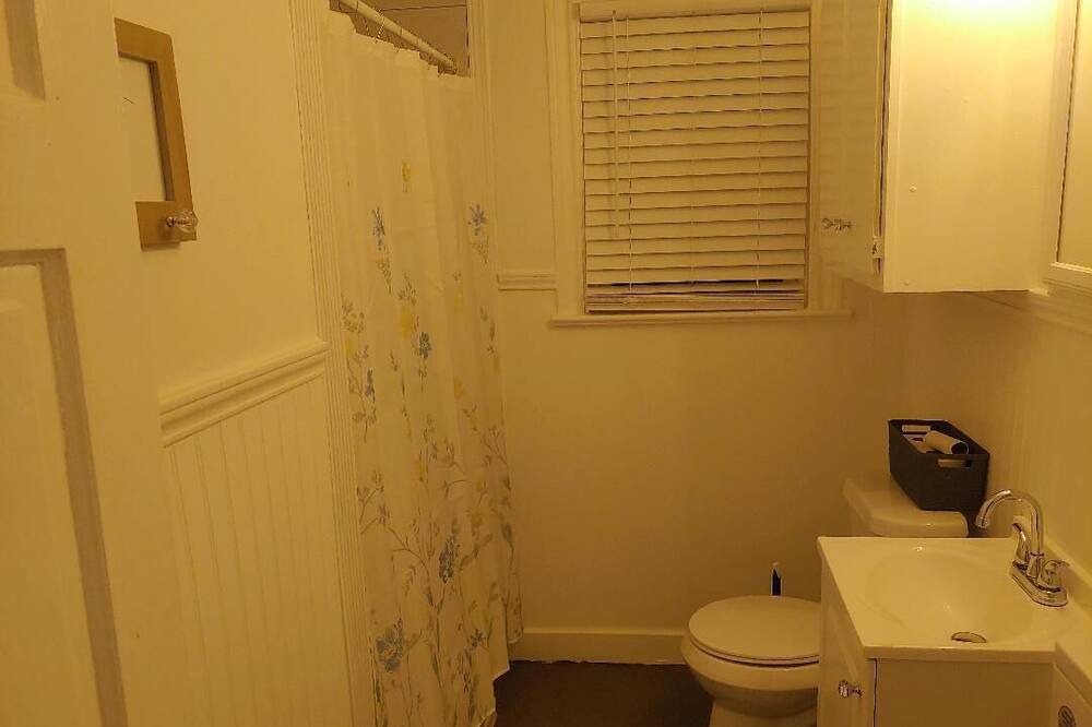 Photo of Bathroom in Gainesville