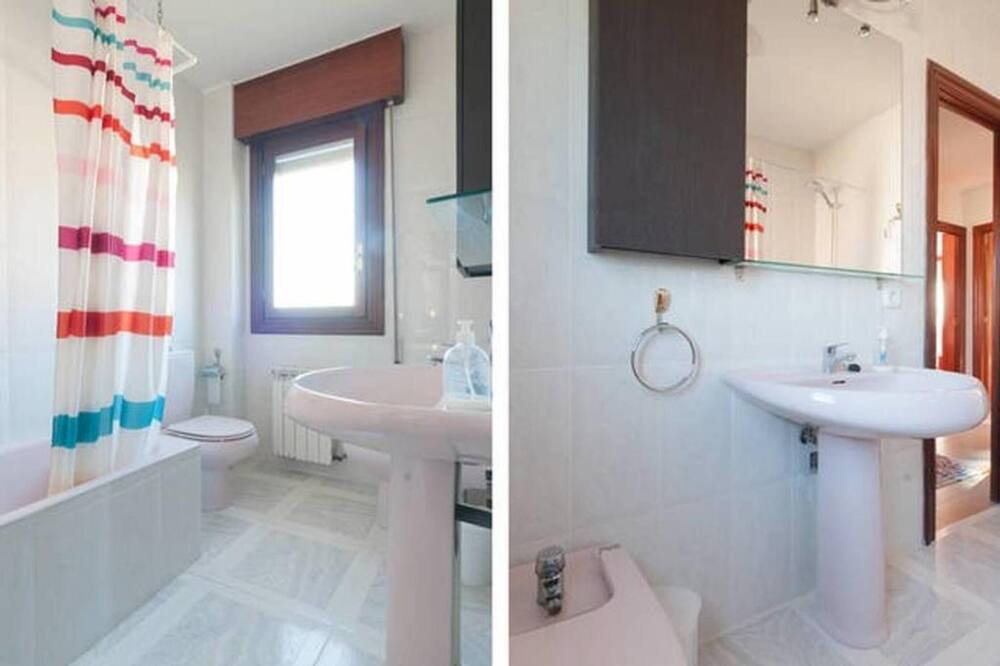 Photo of Bathroom in Pedrena