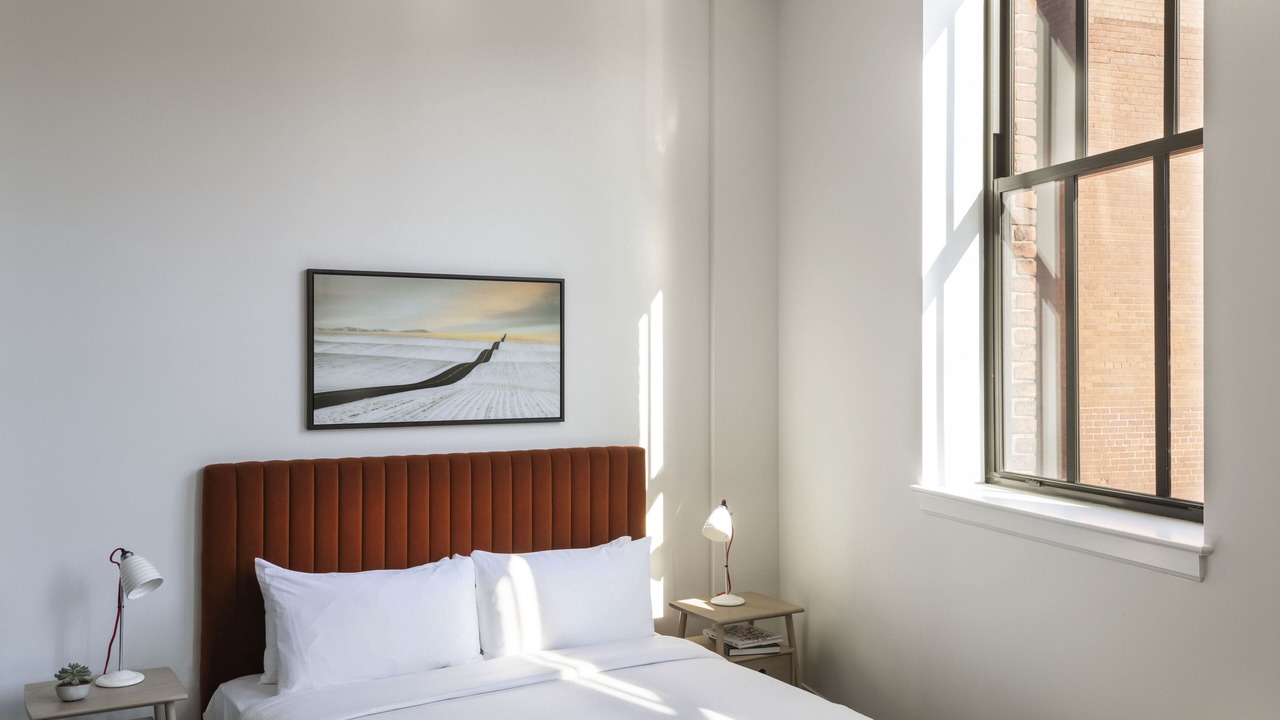 Photo of Bedroom in Gateway District