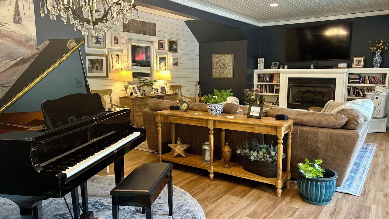 Photo of Livingroom in Slaty Fork
