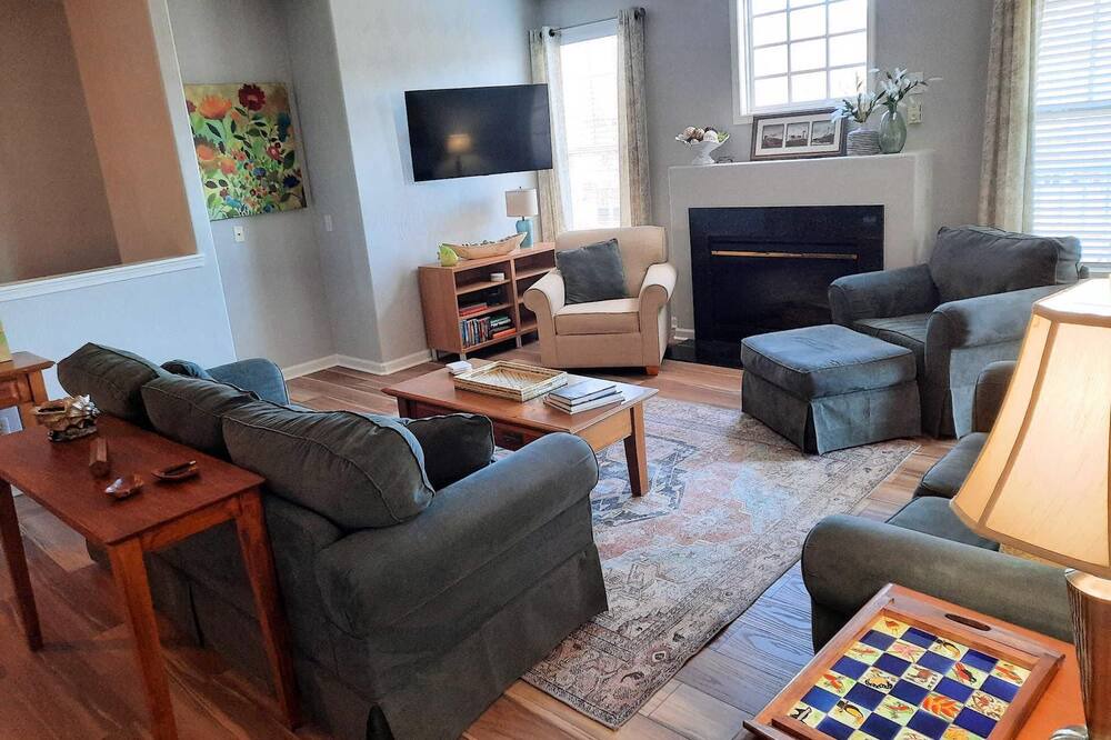 Photo of Livingroom in Cape Charles