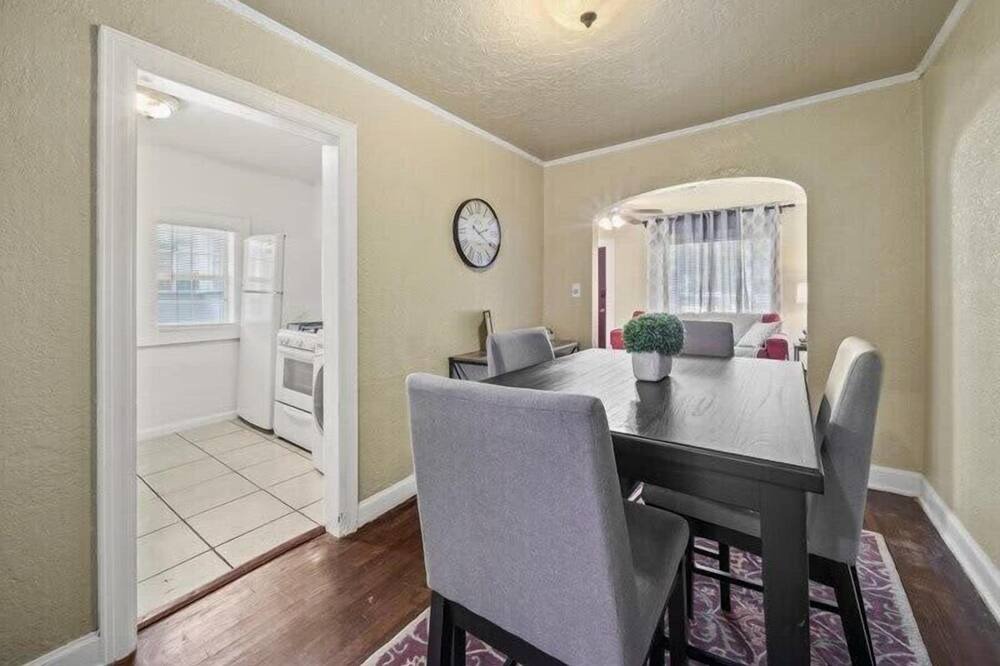 Photo of Bedroom in Sunrise Terrace