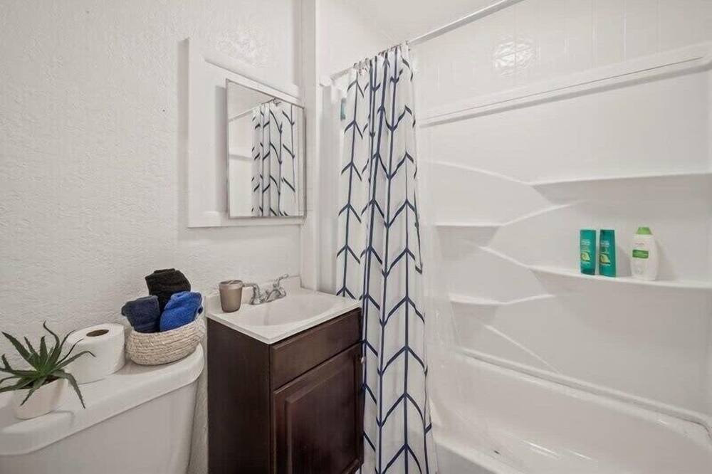Photo of Bathroom in Sunrise Terrace