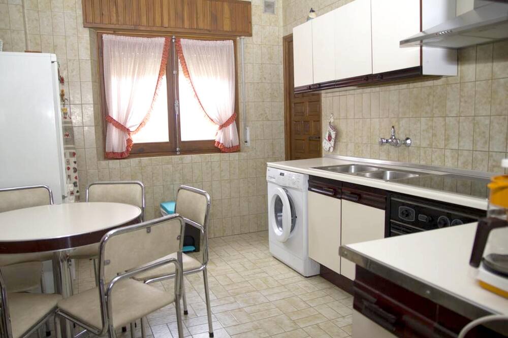 Photo of Kitchen in Abejar