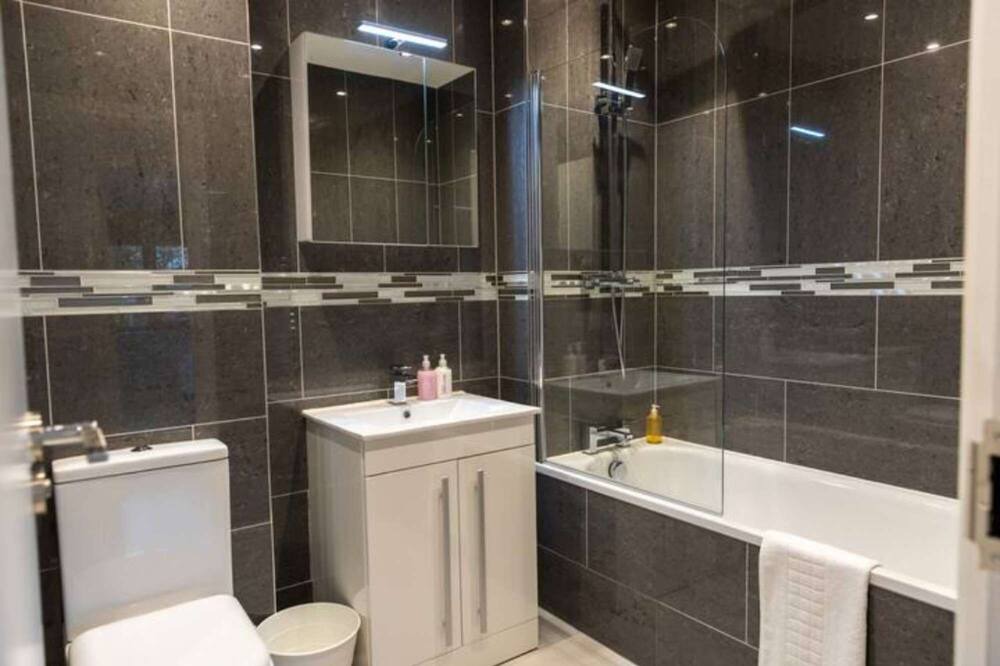 Photo of Bathroom in Cranford