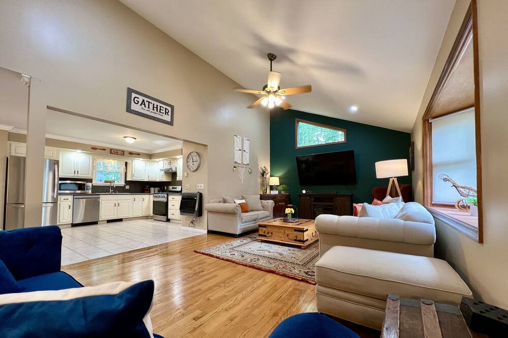 Photo of Bedroom in Lake Ariel