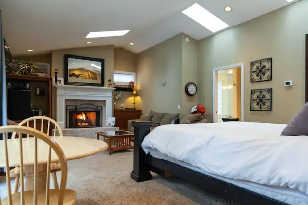Photo of Bedroom in Orchard District