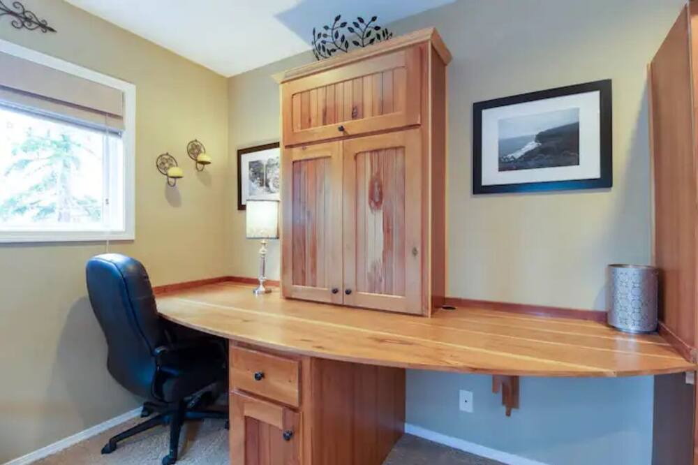 Photo of Bedroom in Orchard District