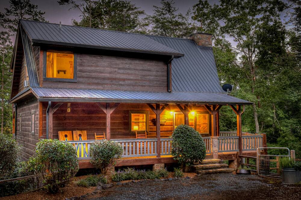 Photo of Outdoor in Foxfire Estates