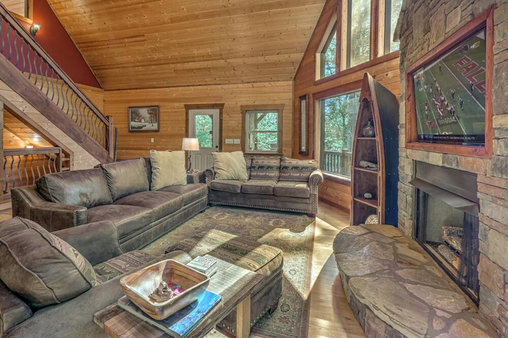 Photo of Others in Foxfire Estates