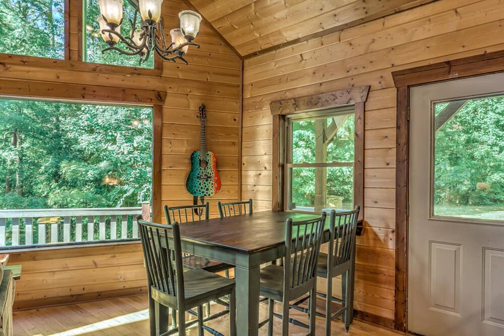 Photo of Others in Foxfire Estates