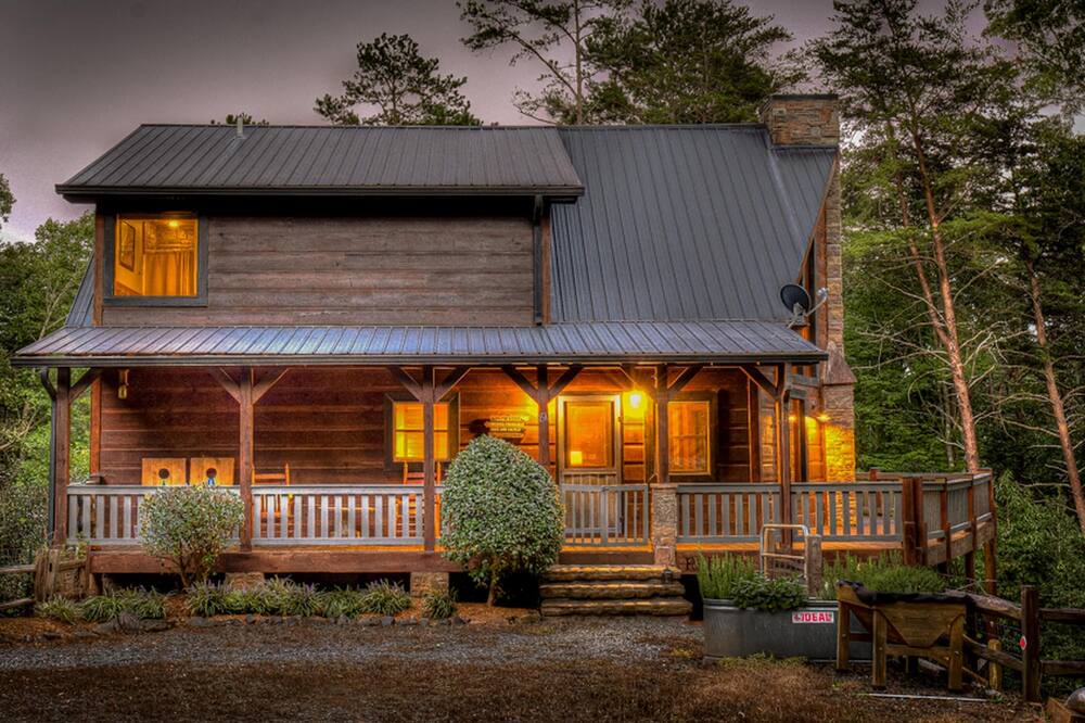 Photo of Outdoor in Foxfire Estates