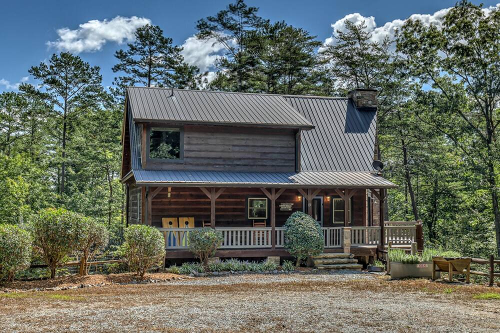 Photo of Outdoor in Foxfire Estates