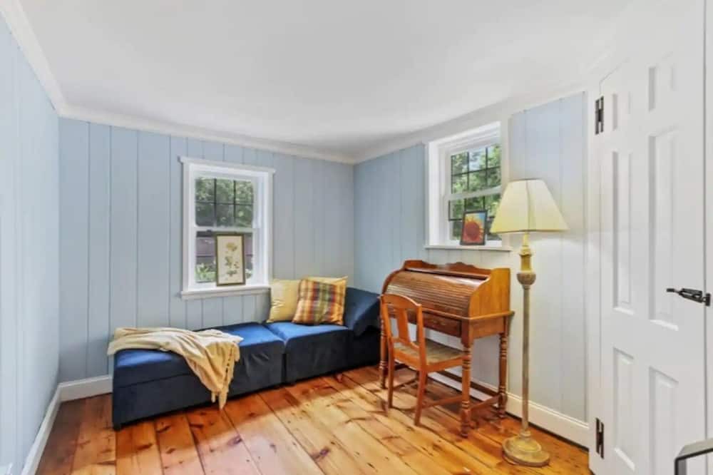 Photo of Bedroom in Bridgeton Townshp