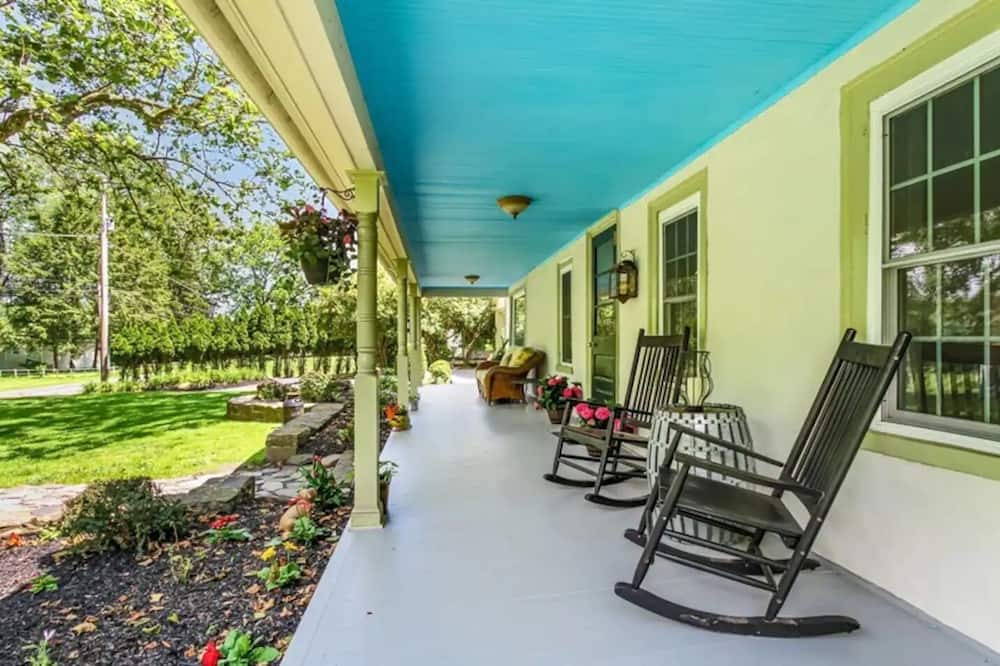 Photo of Patio Balcony in Bridgeton Townshp