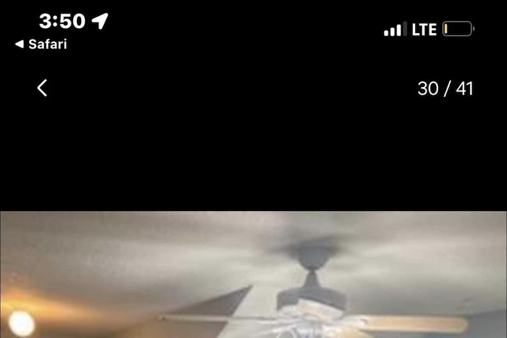 Photo of Bedroom in Alvin