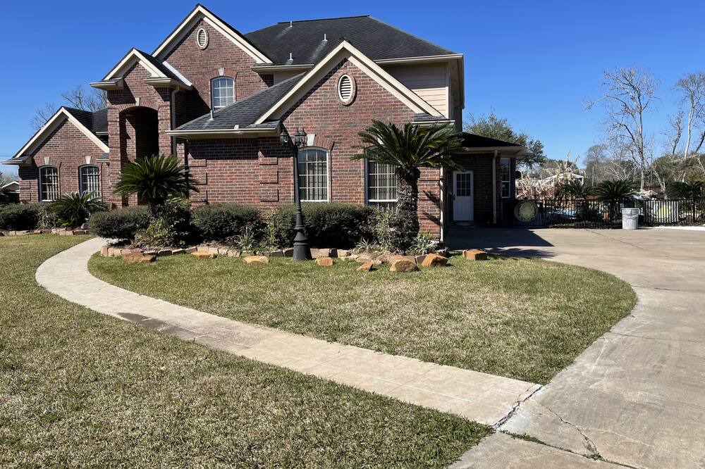 Photo of Outdoor in Alvin